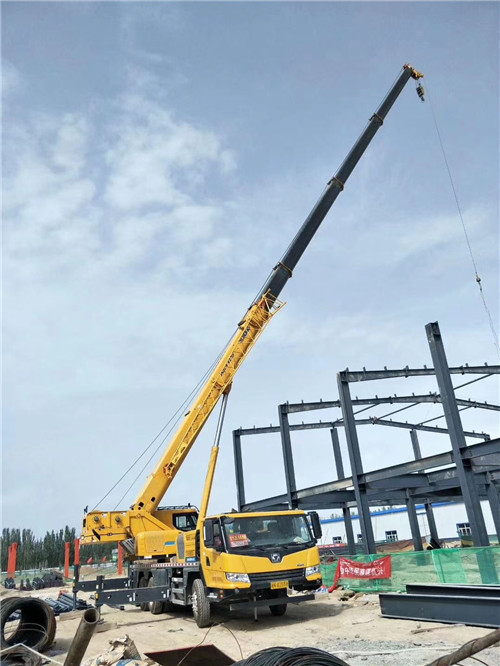 富源县超高层建筑钢结构吊装案例